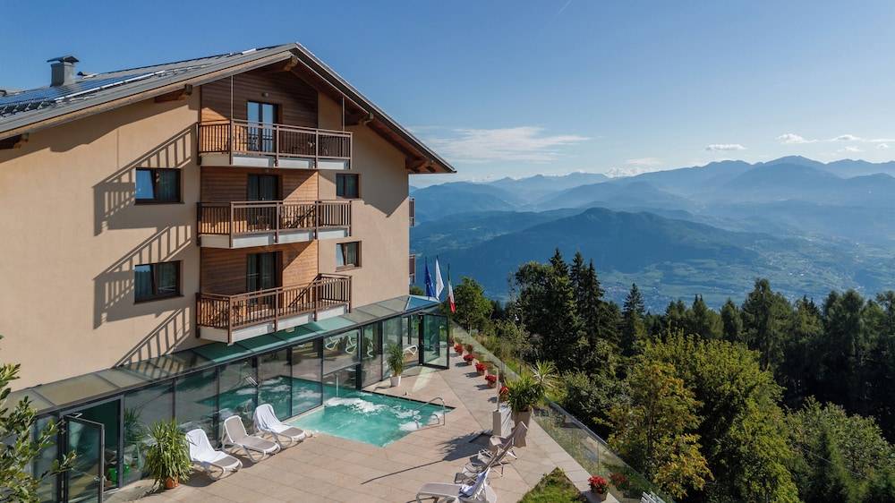 Hotel Monte Bondone 1