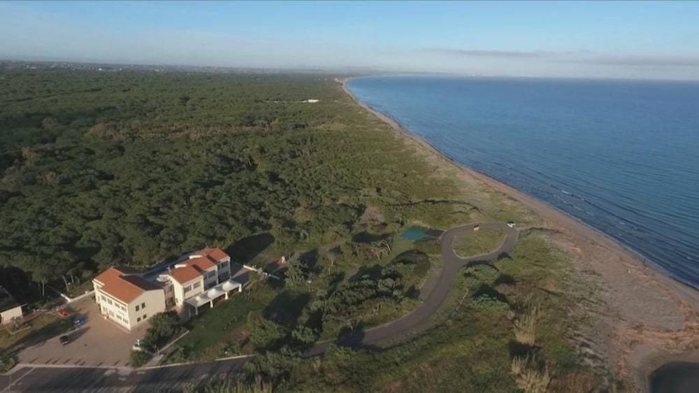 Bellamarina Resort 1