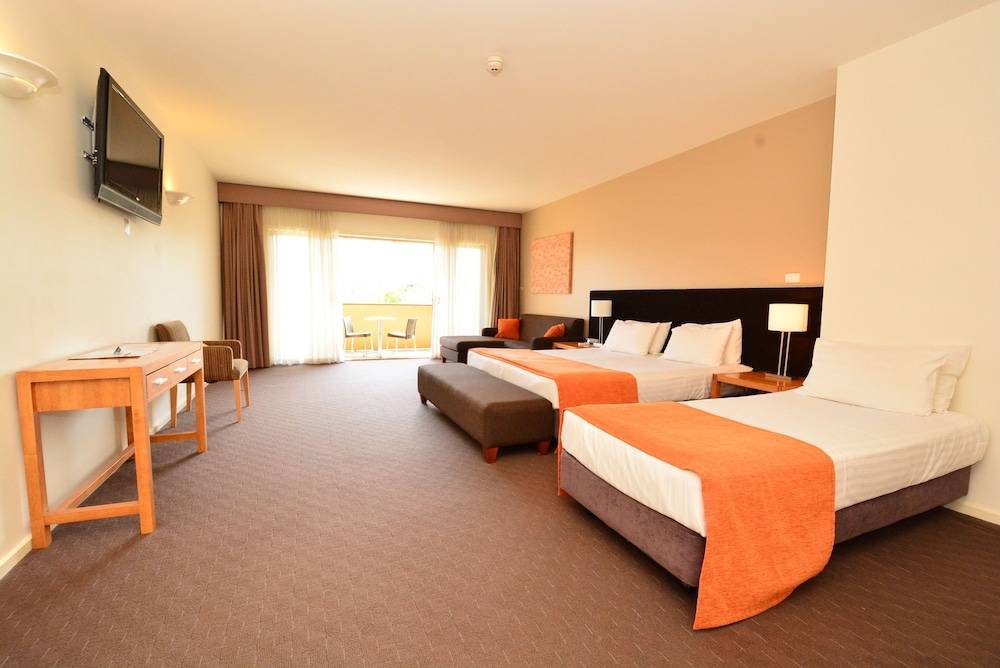 Mornington Hotel 2
