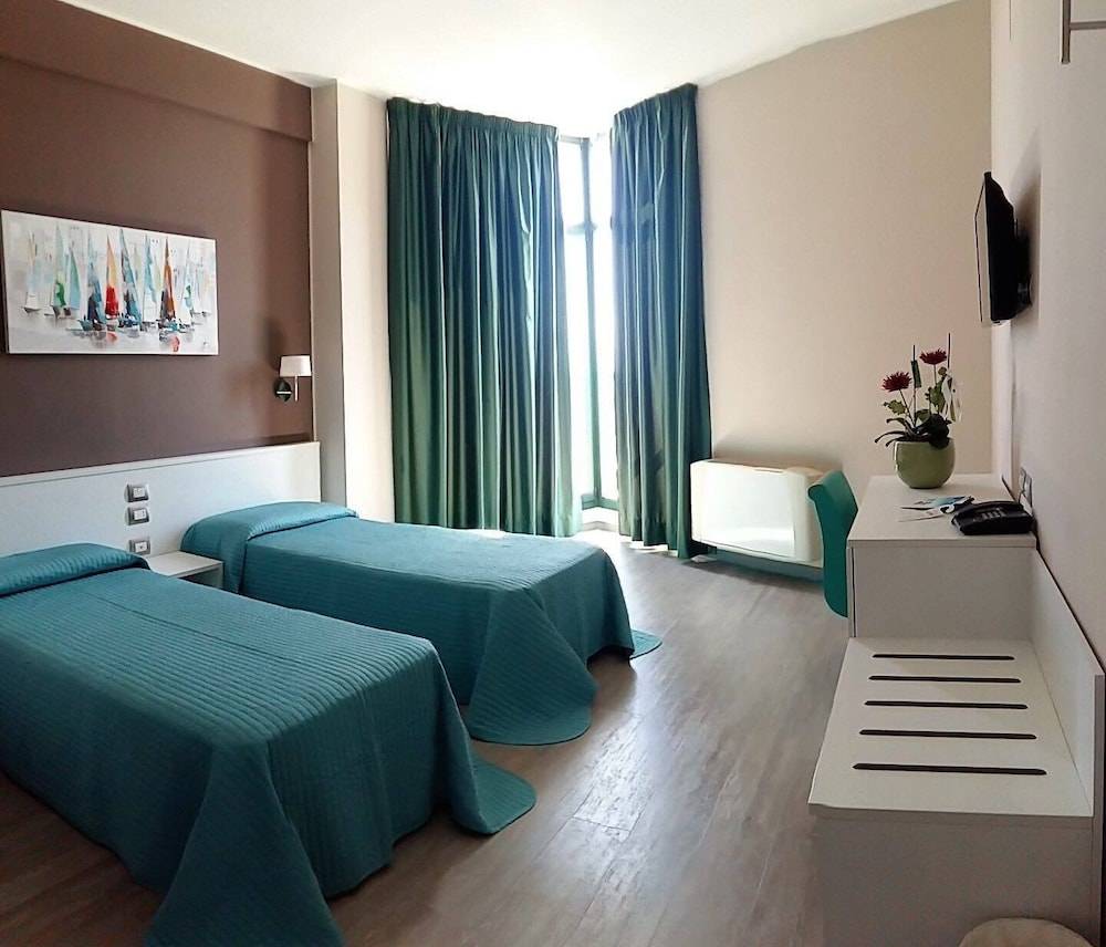 Mediterraneo Resort 1