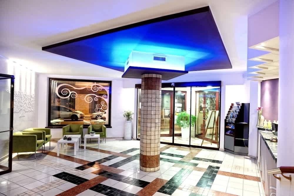 Hotel Prestige 2