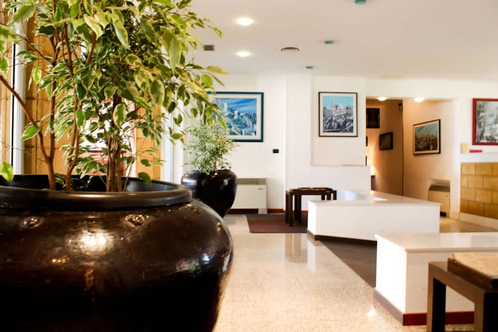 Hotel Majesty Bari 2