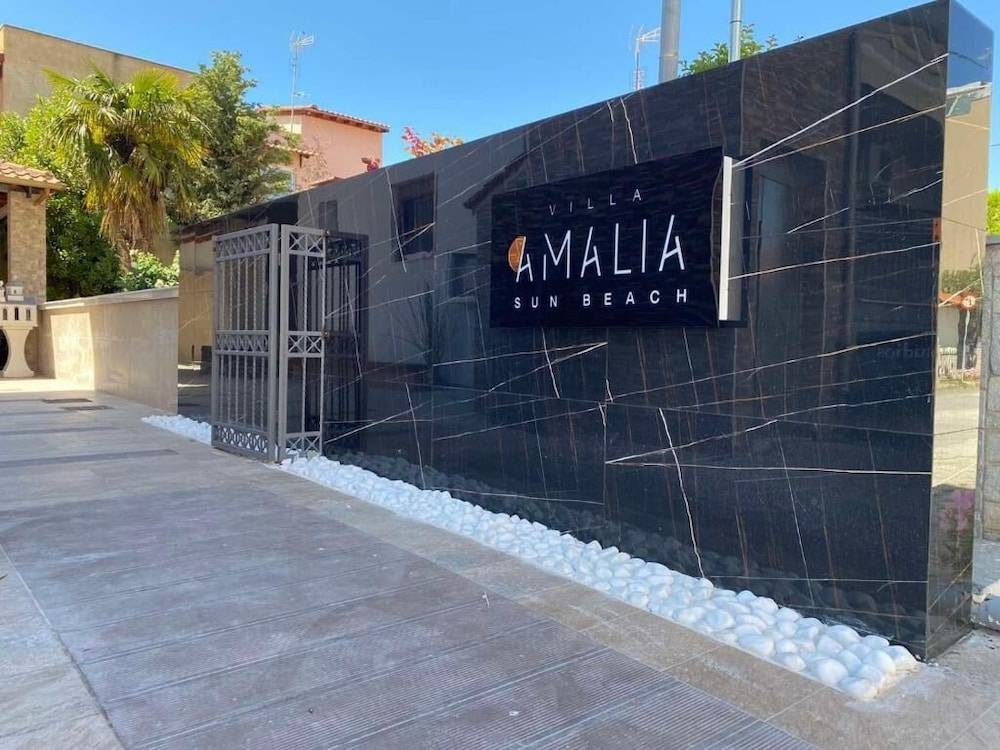 Villa Amalia Sun Beach 1