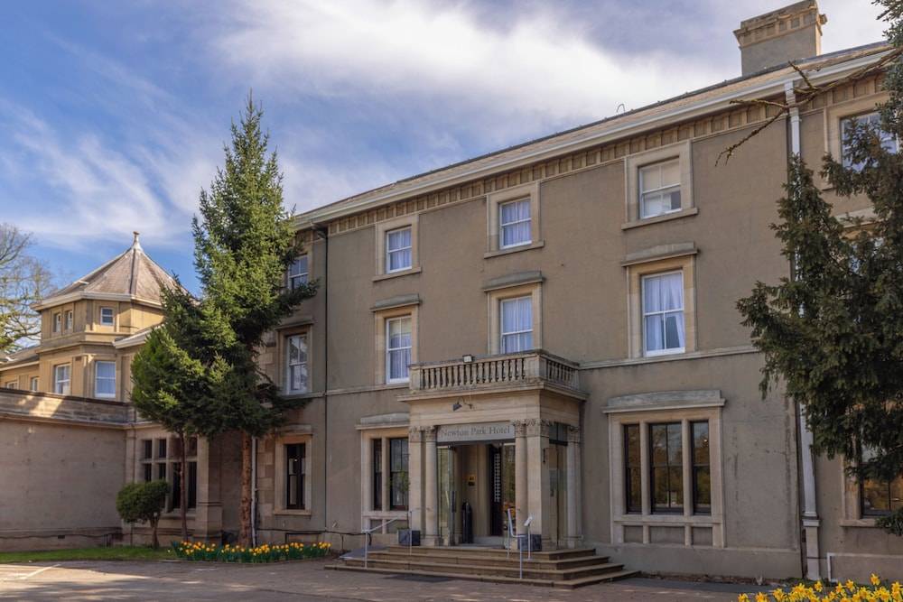 Newton Park Country House Hotel 1