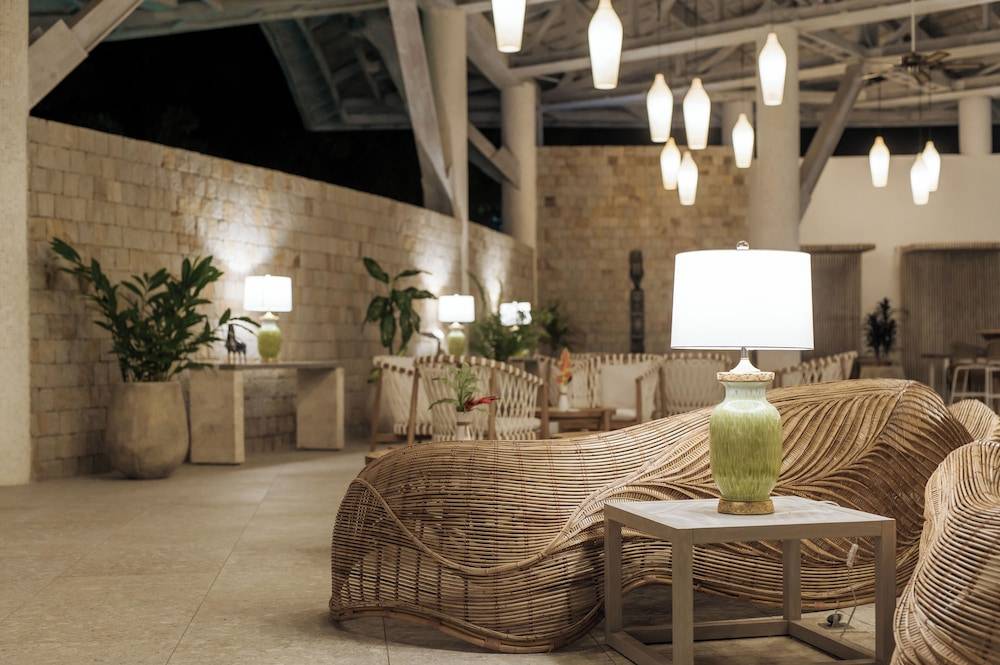 Royal Andilana Resort & Spa 2