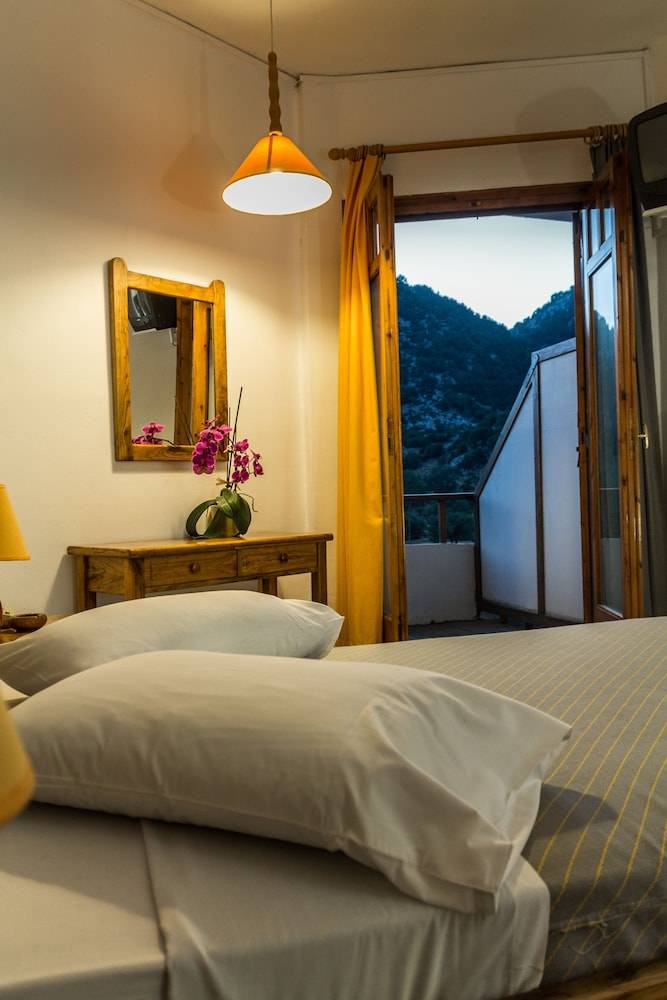 Neos Omalos Hotel 1