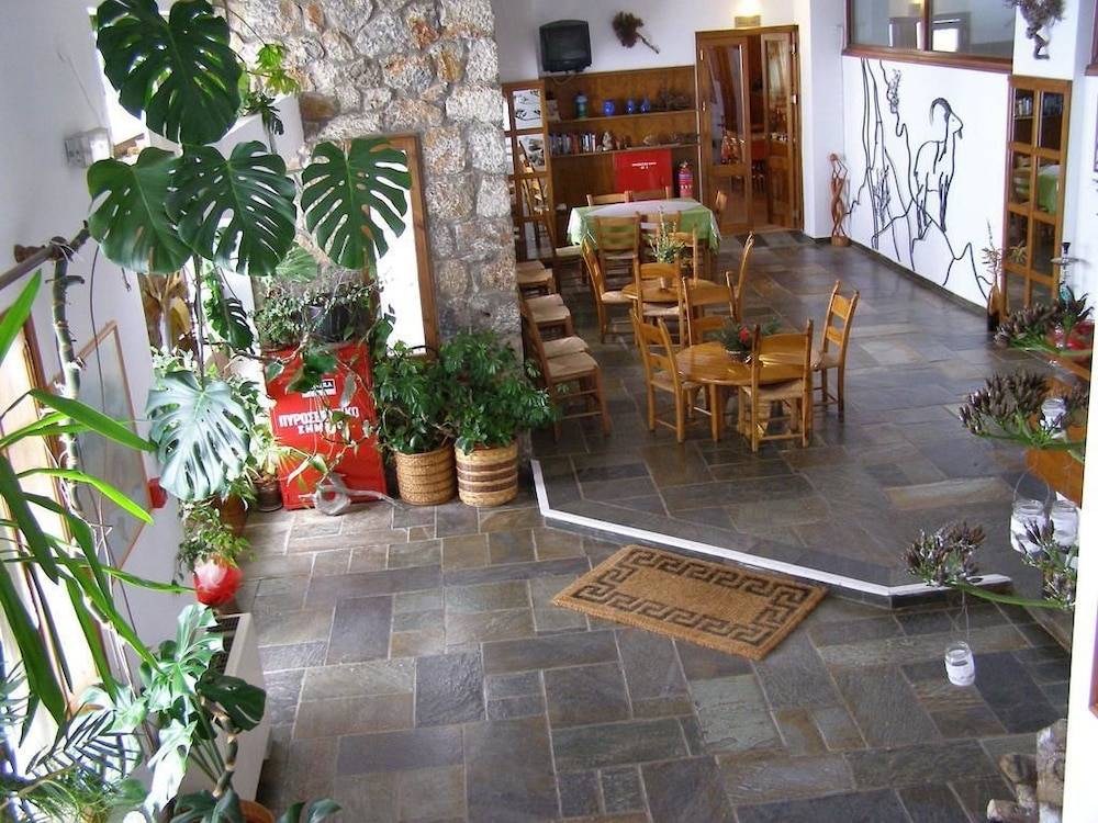 Neos Omalos Hotel 2