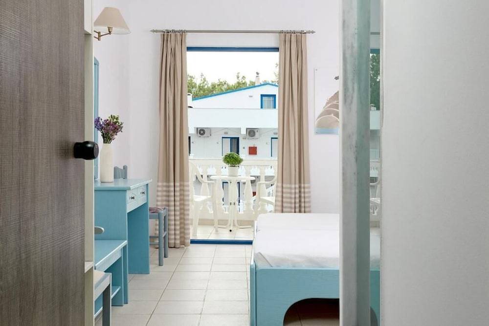 Kazaviti Hotel 2