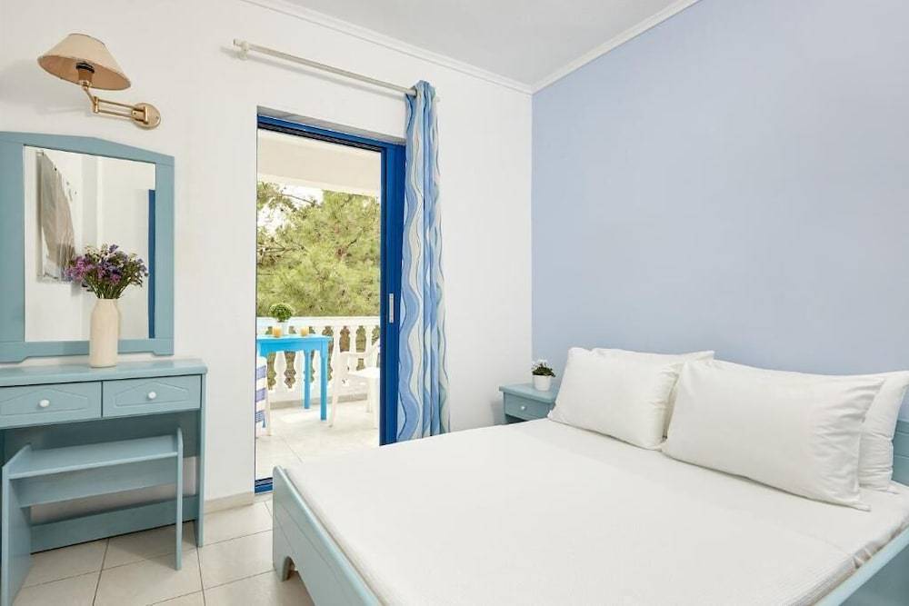 Kazaviti Hotel 1