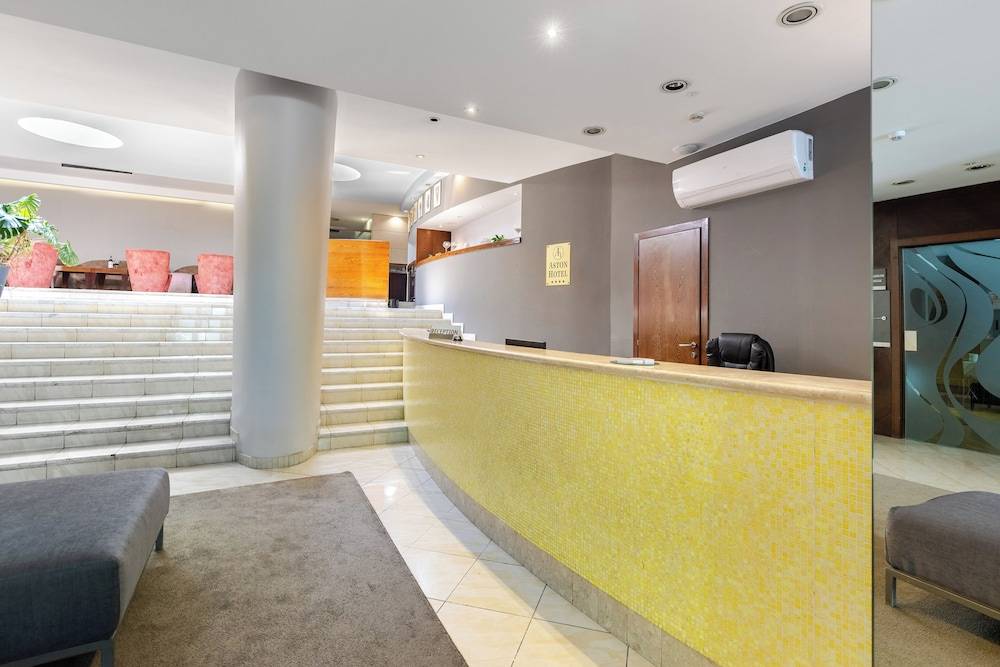Aston Hotel 2