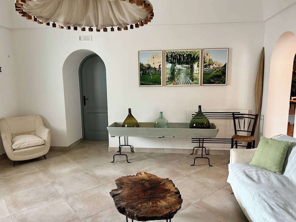 Masseria Le Mandorle 2