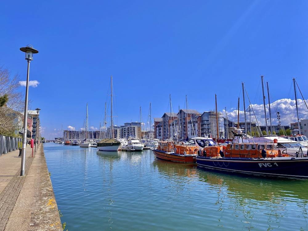Go2 Portishead Marina Hotel 1