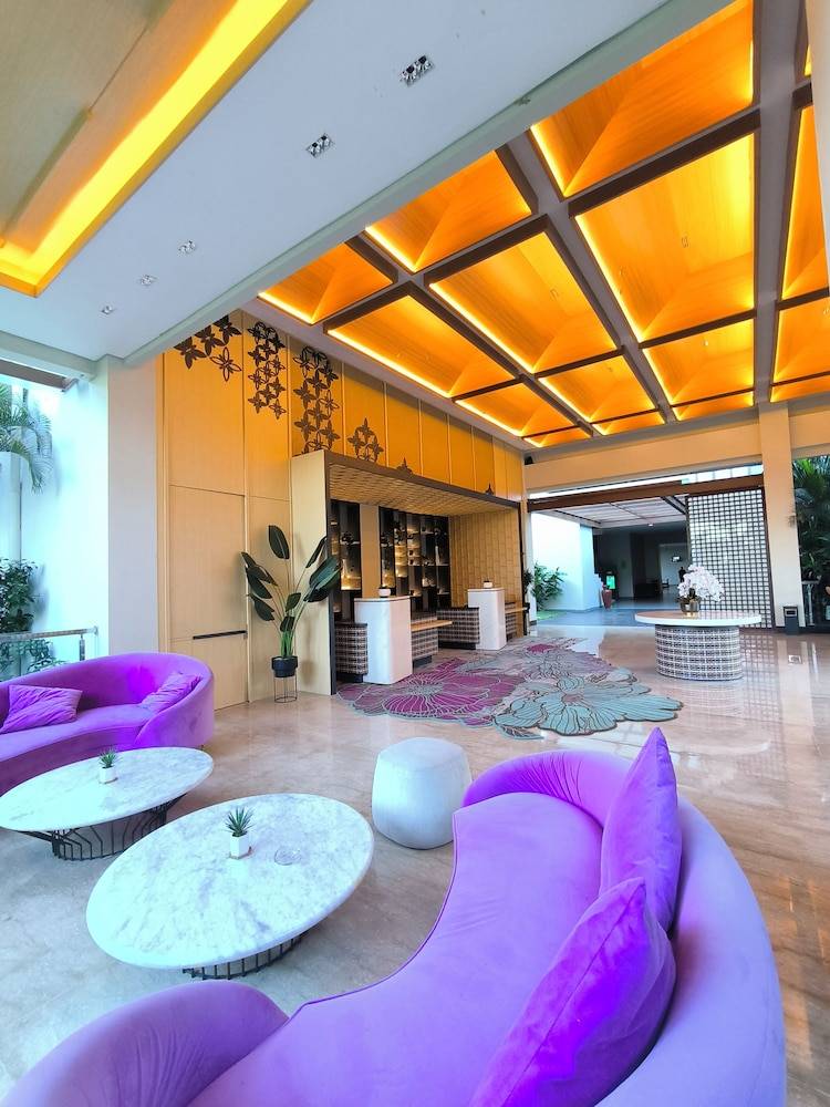 ILLIRA Lite Praya Lombok 1
