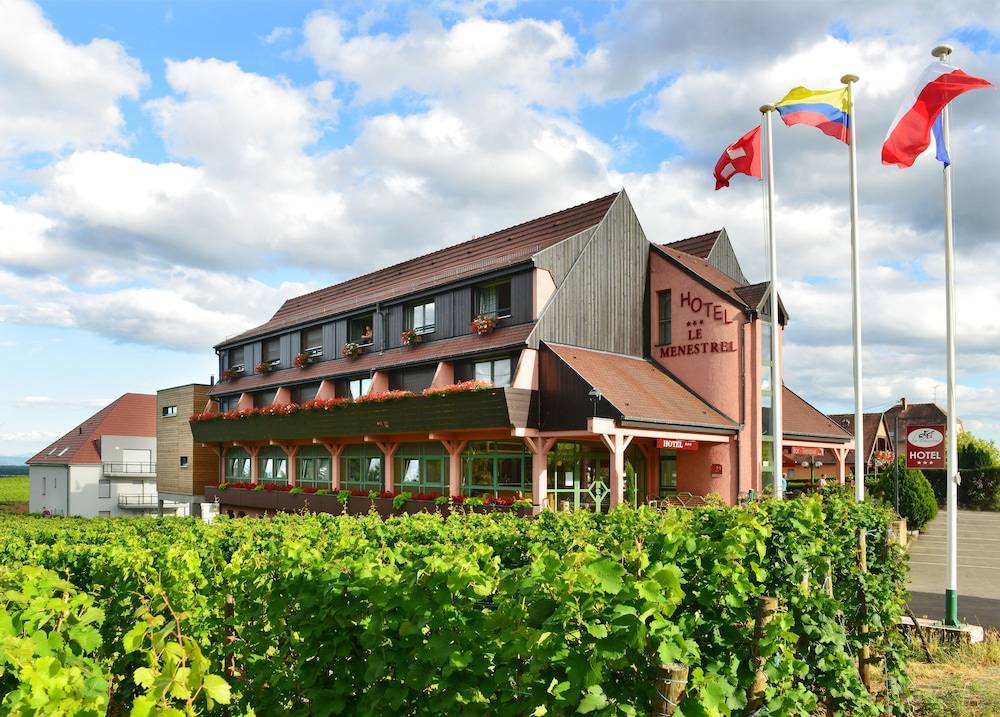 Logis Hôtel Le Ménestrel - chambres climatisées 1