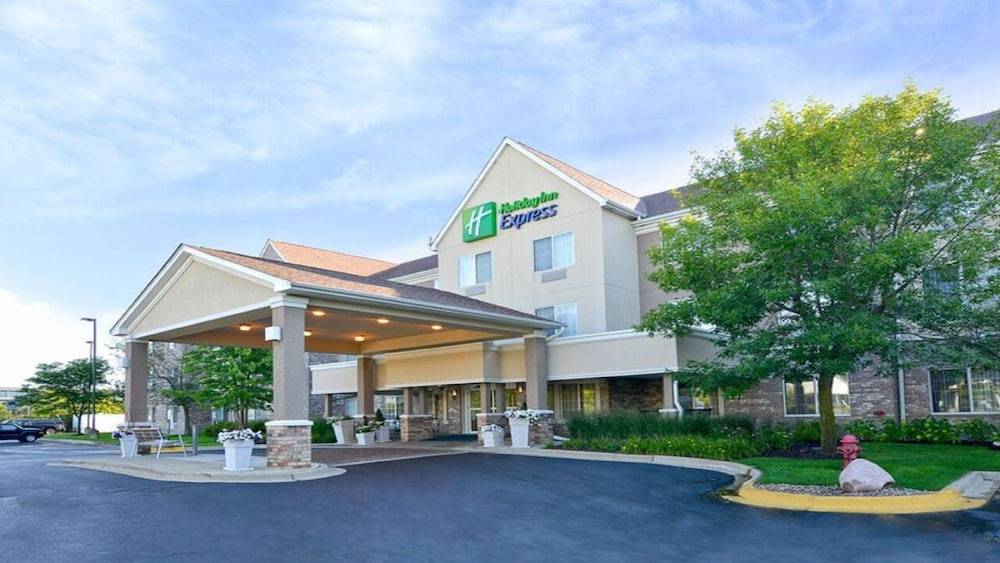 Holiday Inn Express & Suites CHICAGO-DEERFIELD/LINCOLNSHIRE by IHG 1