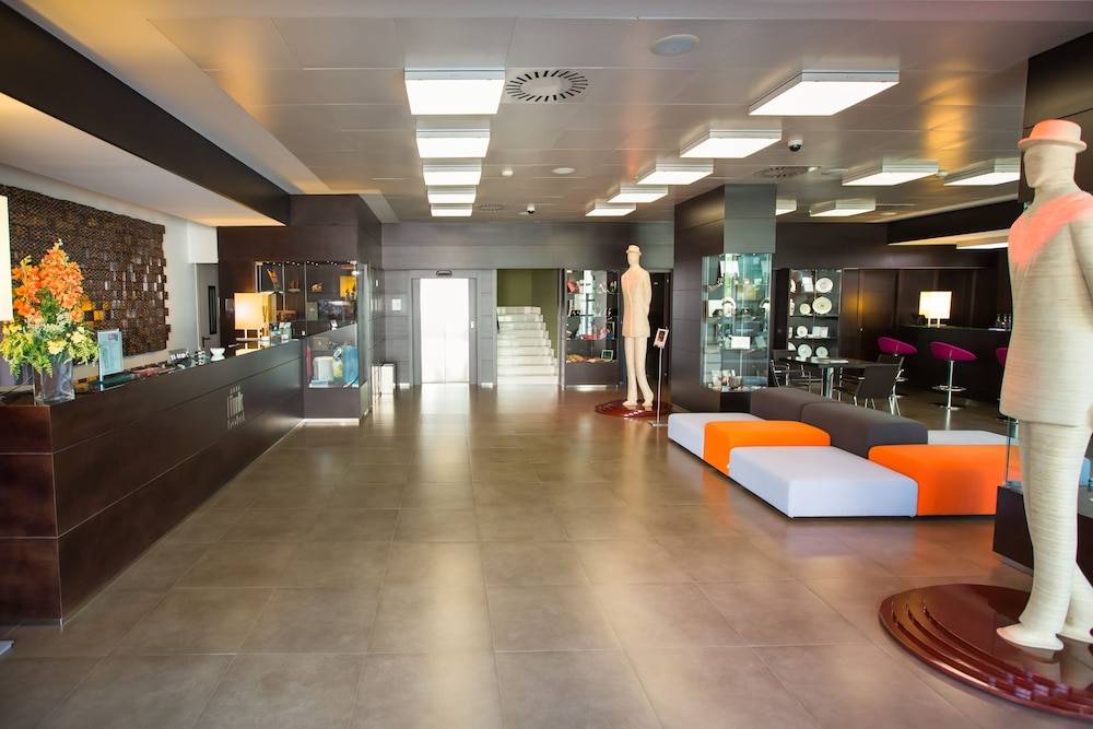 Ariha Hotel Cosenza 1