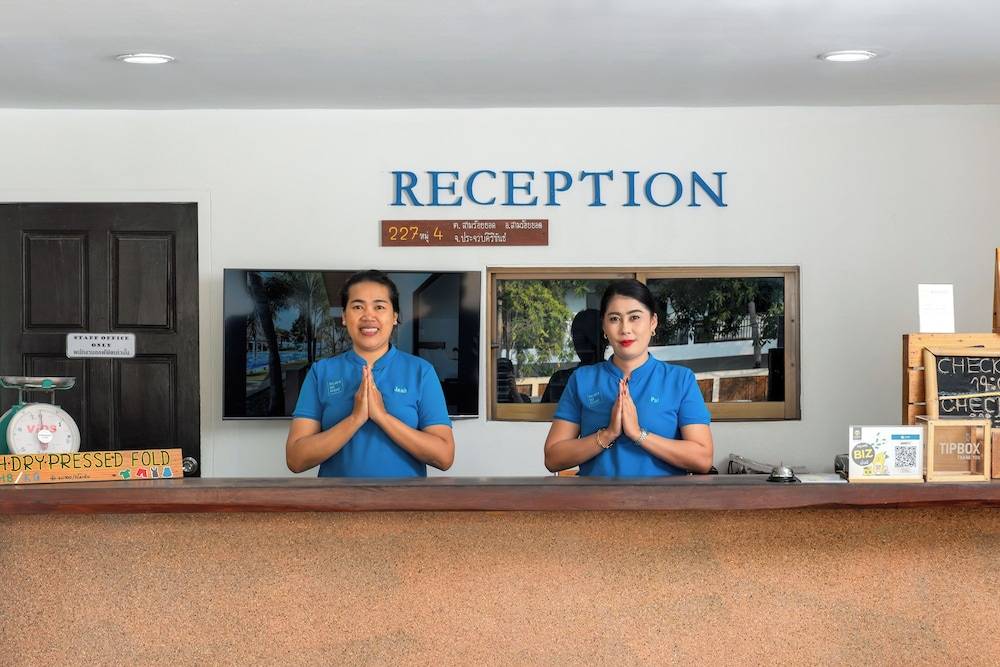 Dolphin Bay Beach Resort 2