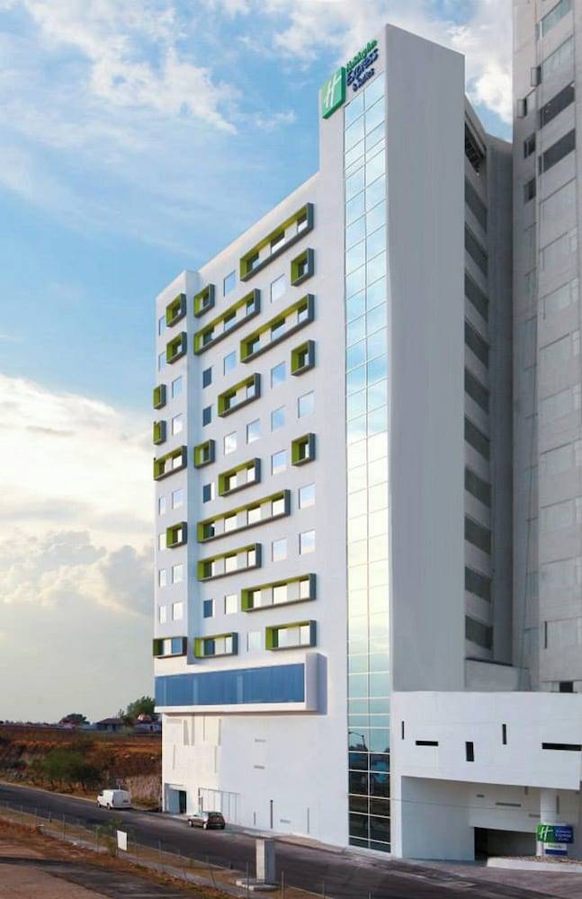 Holiday Inn Express & Suites PUEBLA ANGELOPOLIS by IHG 1