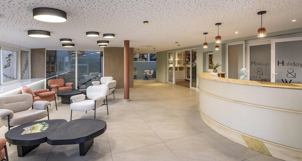 Best Western Plus Sanary 2