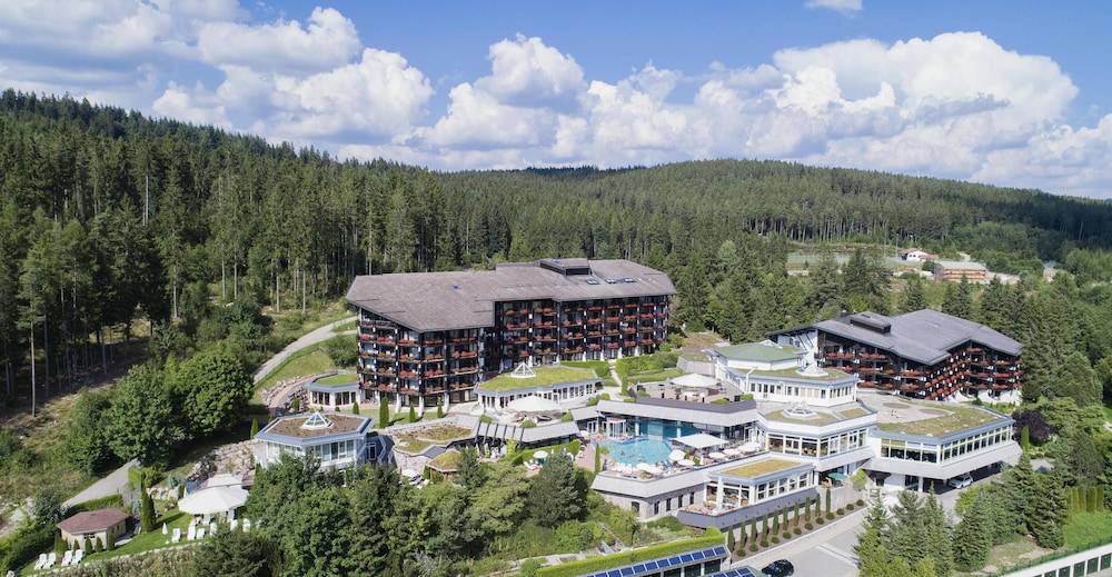 Hotel Vier Jahreszeiten am Schluchsee 1