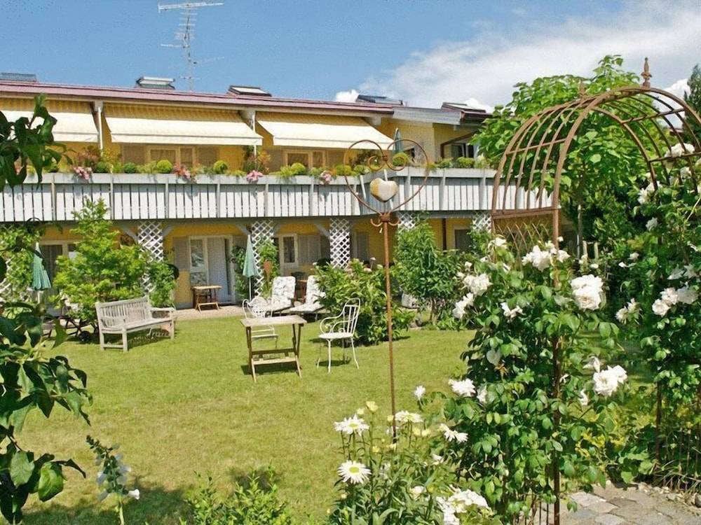 Landhotel Herzberger 1