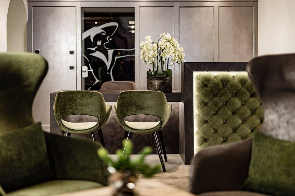 Boutique & Fashion Hotel Maciaconi - Gardenahotels 2
