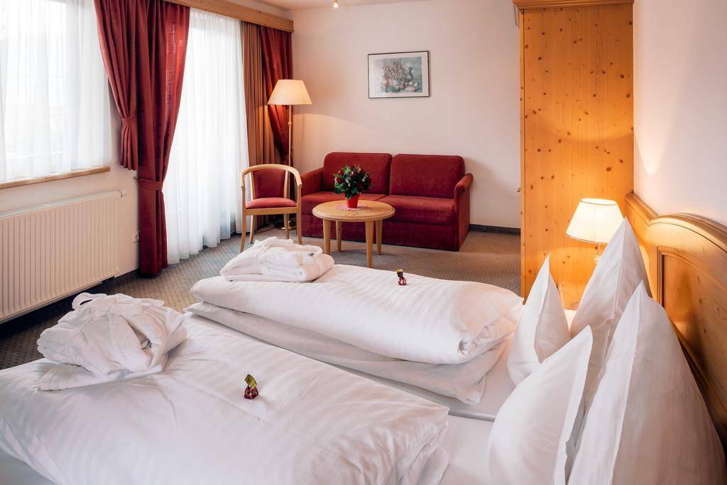 Hotel Garni Alpenruh-Micheluzzi 1