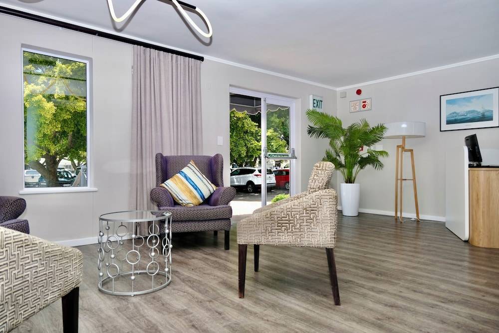 Simon's Town Quayside Hotel 2