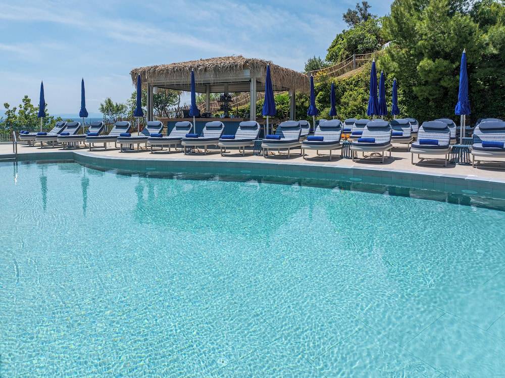 Petra Nera Skiathos, Philian Hotels & Resorts 1
