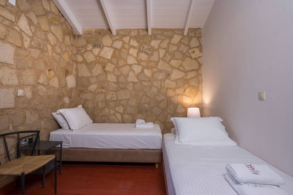 Spilia Village Hotel & Villas 2
