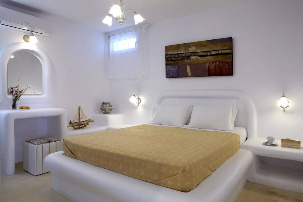 Hotel Mediterranean 2