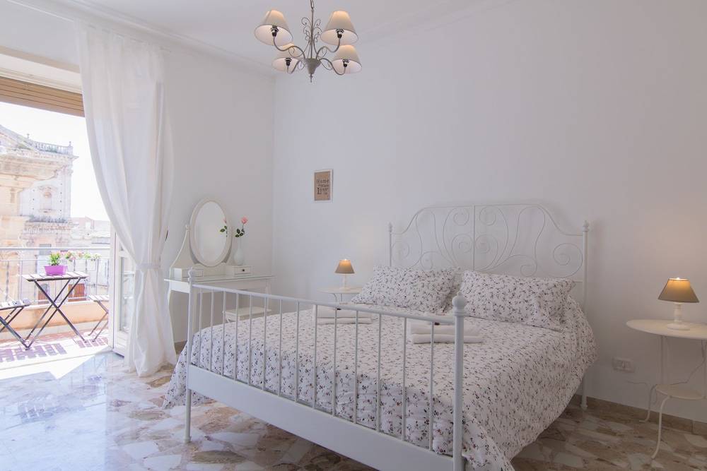 Maison Ortigia 2