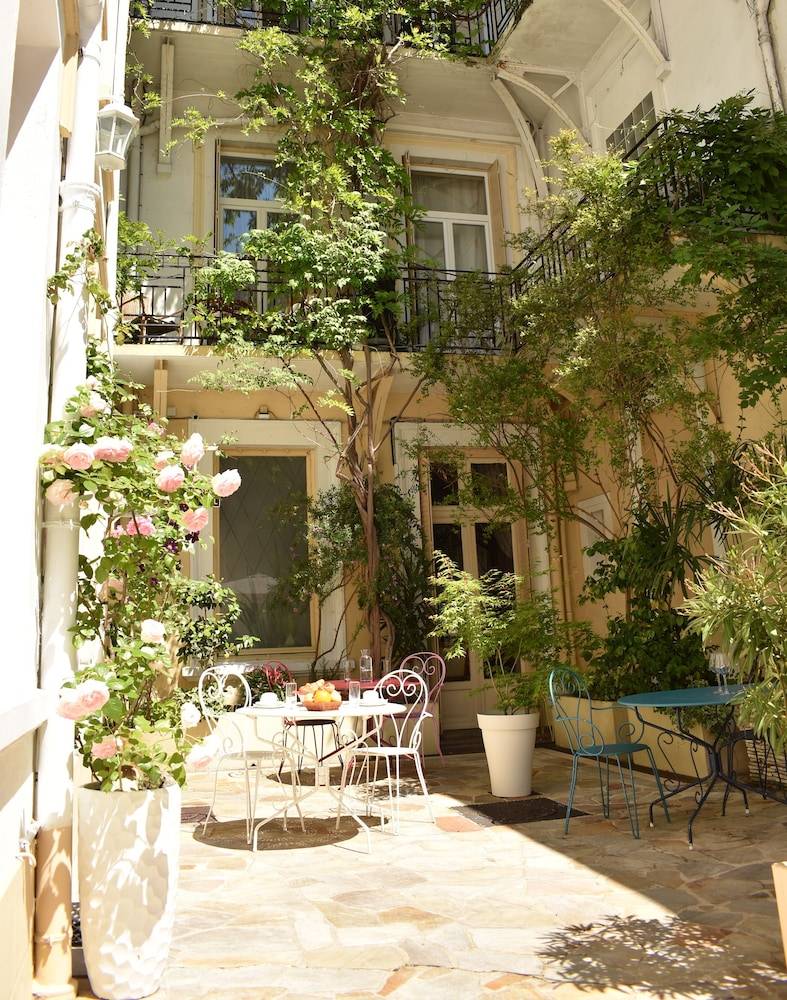 Hôtel Henri IV 1