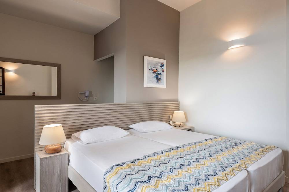 Alianthos Suites 2