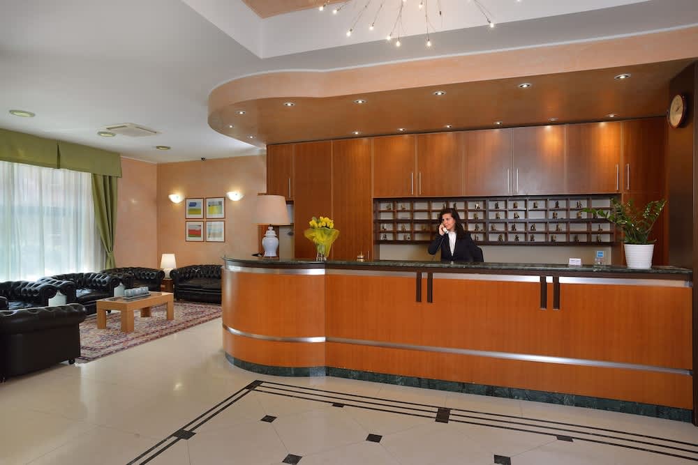 Astor Hotel 2