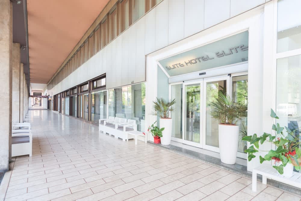 Suite Hotel Elite 1