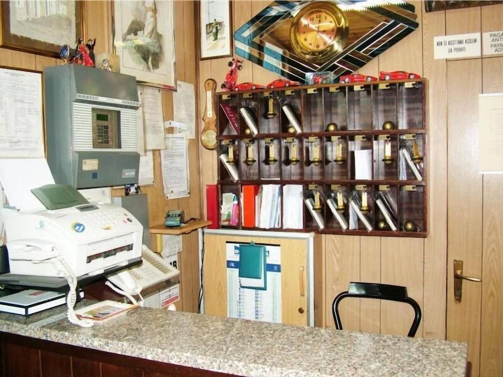 Hotel Tuscolano 2