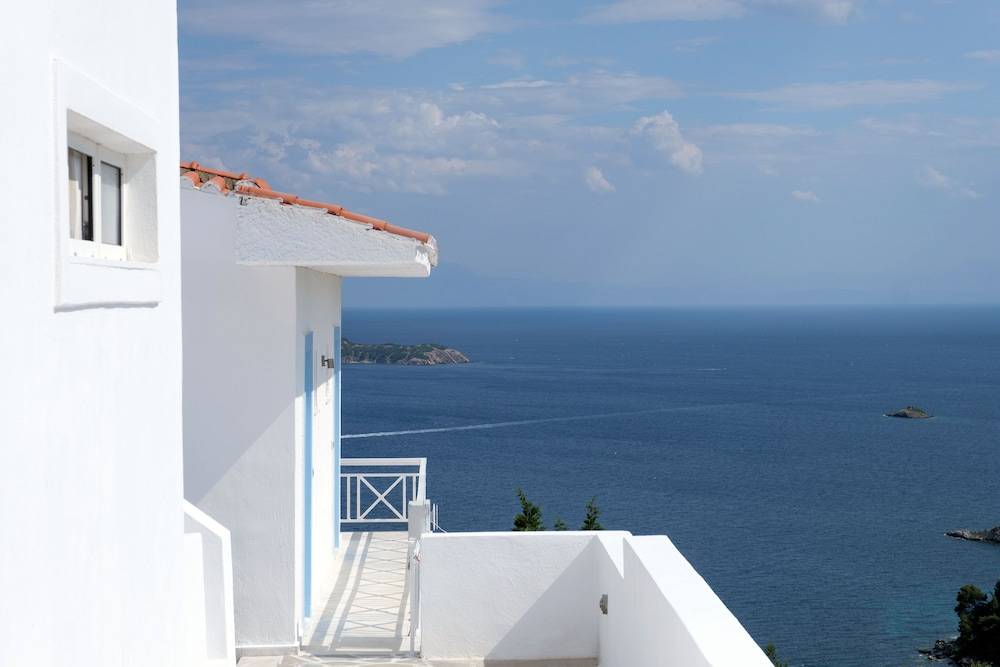 Oniro Skiathos 1