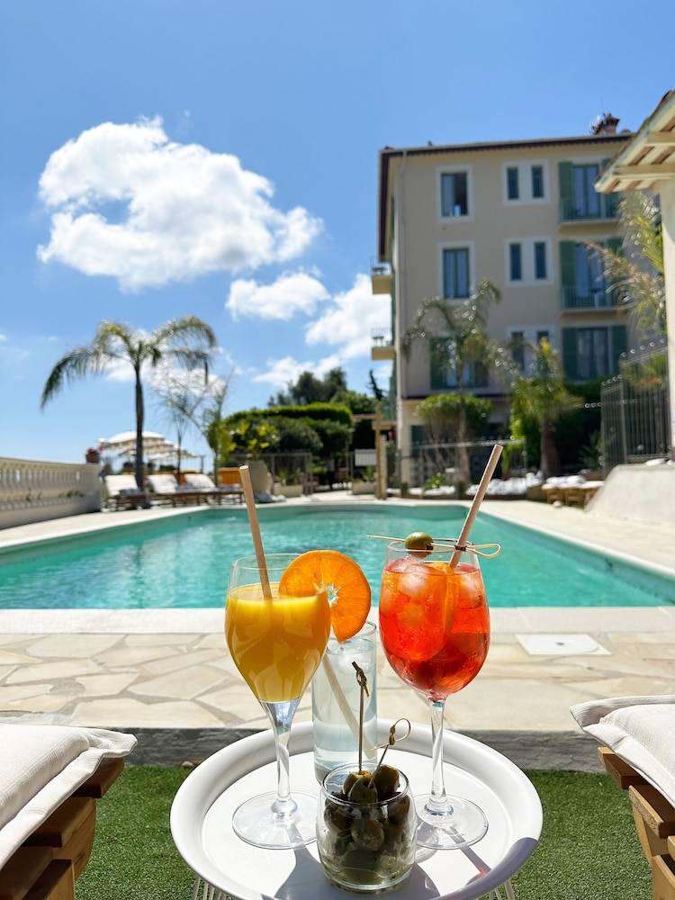 Hôtel Miramar 1