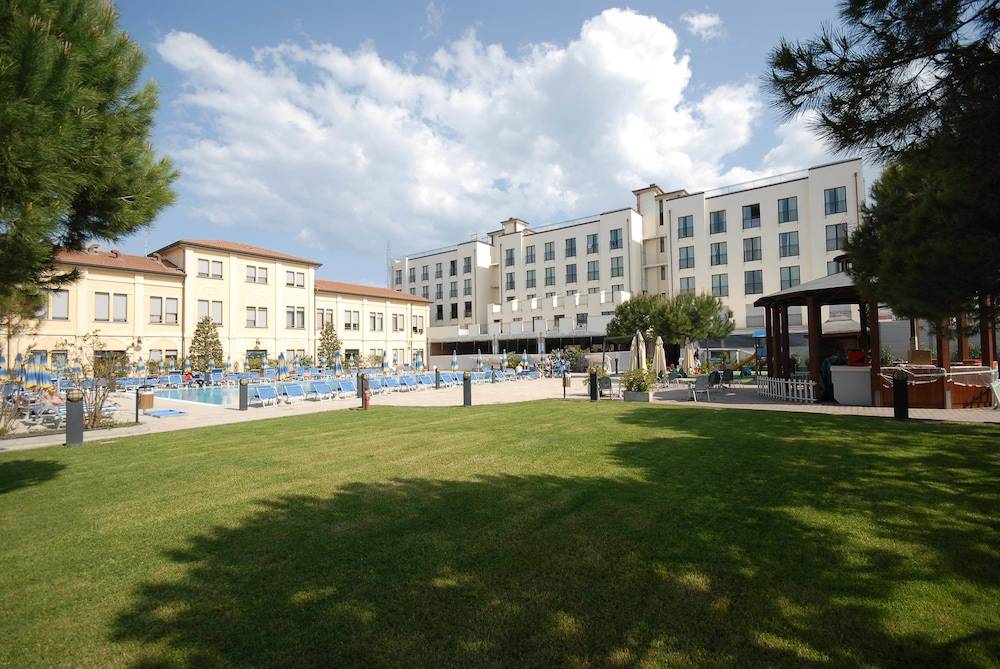 Hotel Dante Family Spa Resort 1