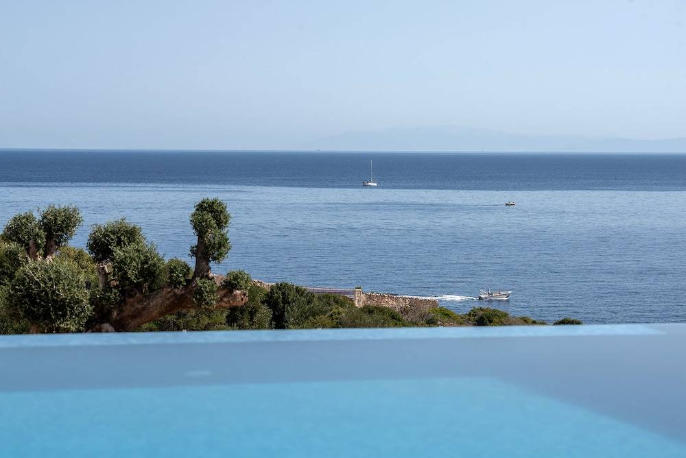 Aliv stone suites & spa 1