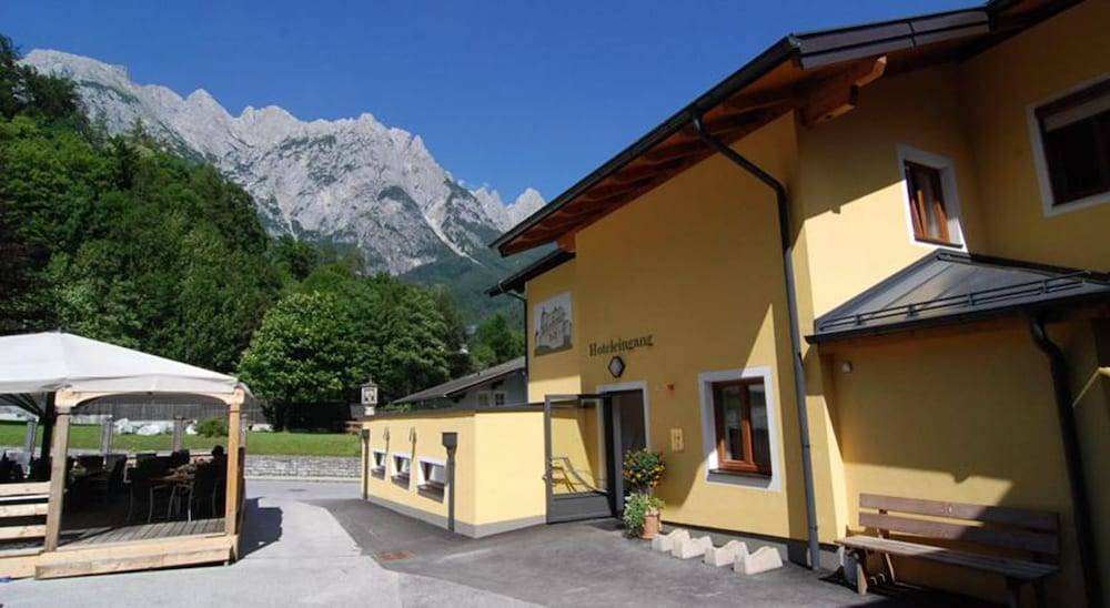 Werfenerhof 1