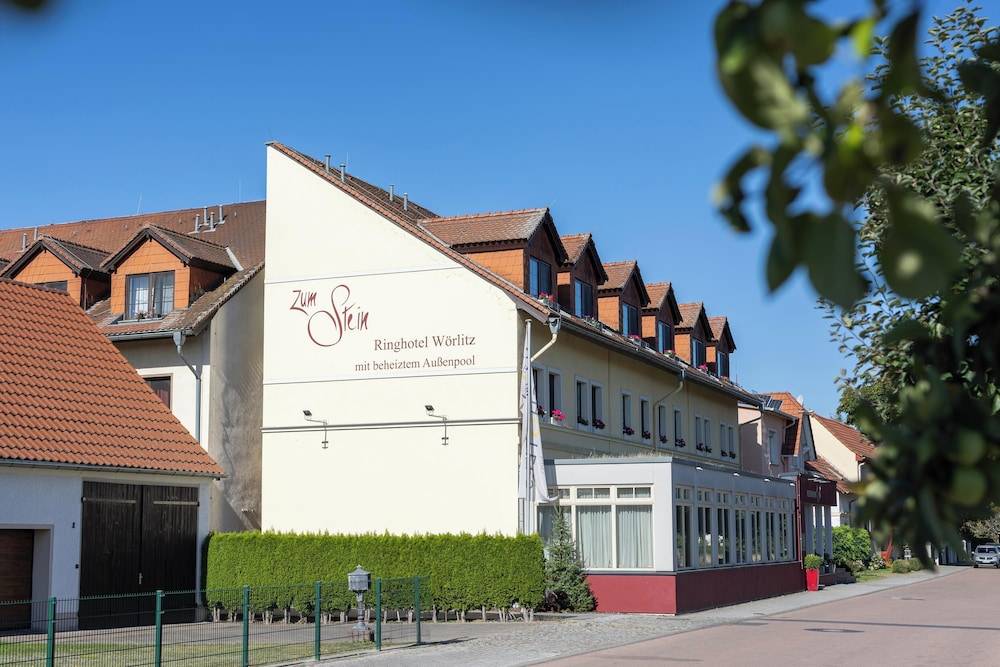 Hotel Zum Stein Wellness & Genuss Resort 2