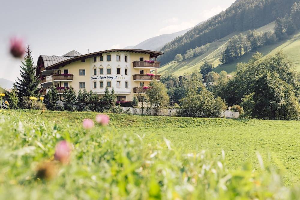 Wellness Refugium & Resort Hotel Alpin Royal - Small Luxury Hotels of the World 1