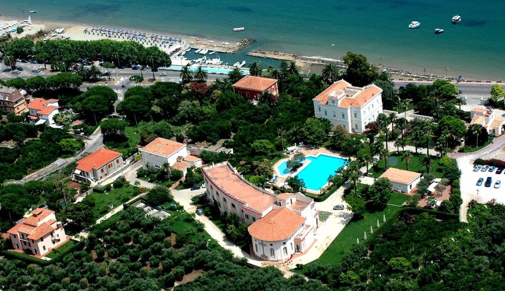 Villa Irlanda Grand Hotel 1