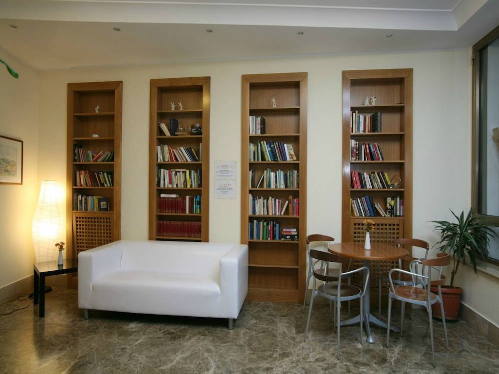 Hotel Serapo 2
