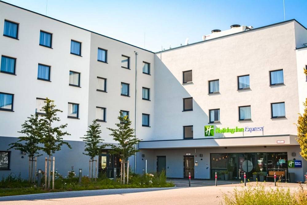 Holiday Inn Express MUNICH - OLCHING by IHG 1