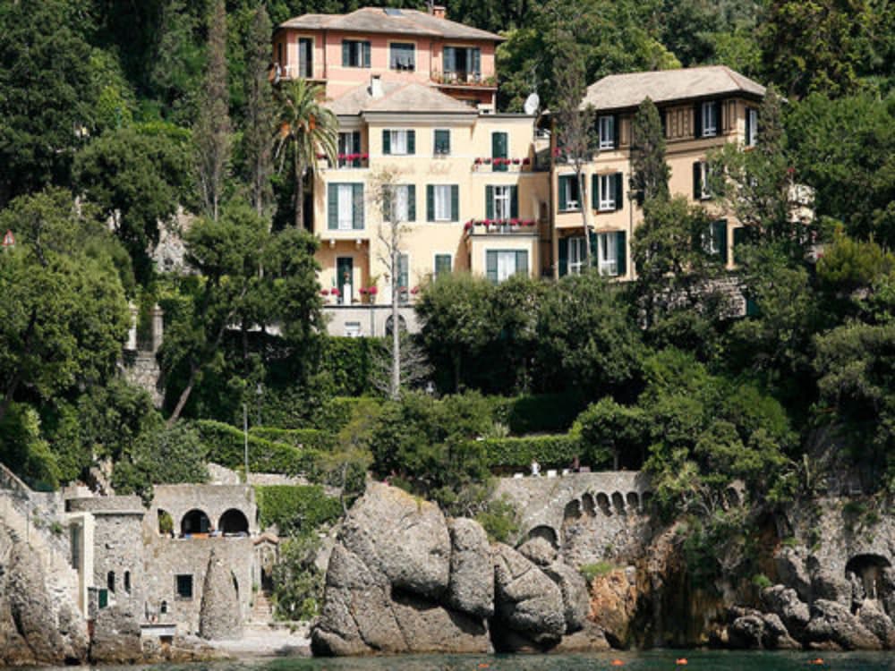 Portofino Deluxe Family Suite - balcony, sea view, private hotel beach 1
