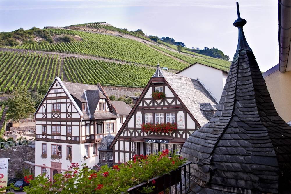 AKZENT Hotel Berg's Alte Bauernschänke- Wellness und Wein 1