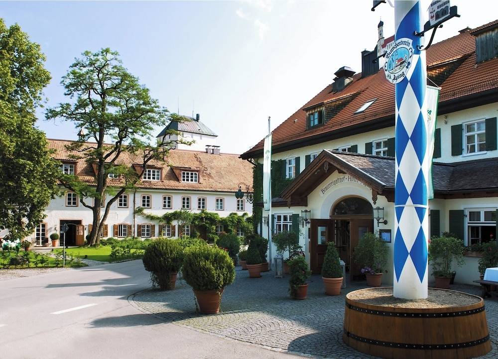 Brauereigasthof-Hotel Aying 1